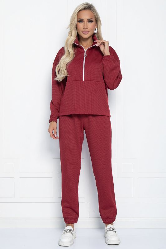 Sports suit (burgundy) K11082